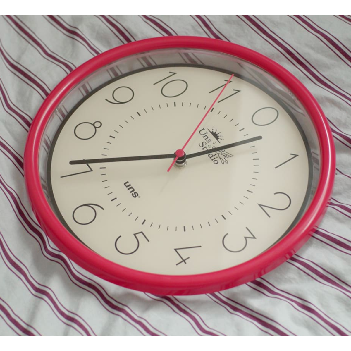 Simple Wall Clock
