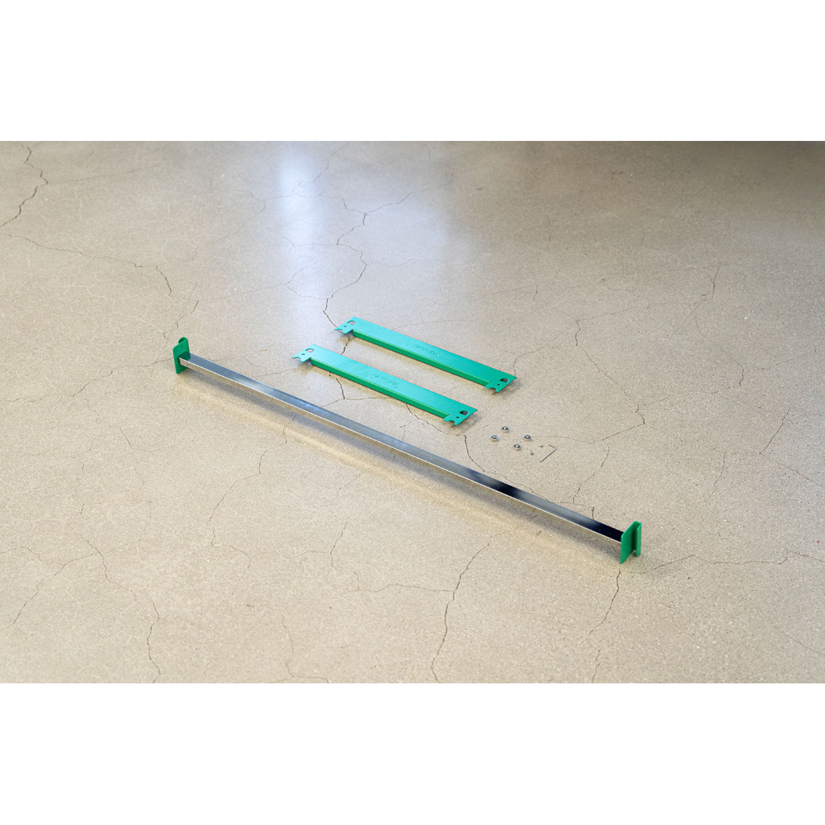 RRR HOOK RACK (with Guide Bar)