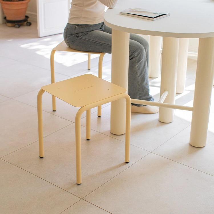 Compacto Stool