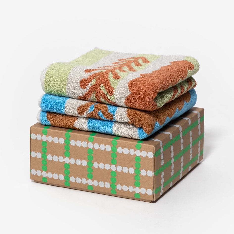 BLOSSOM CHECK CHOCO GIFT BOX (Face Towel 2P)