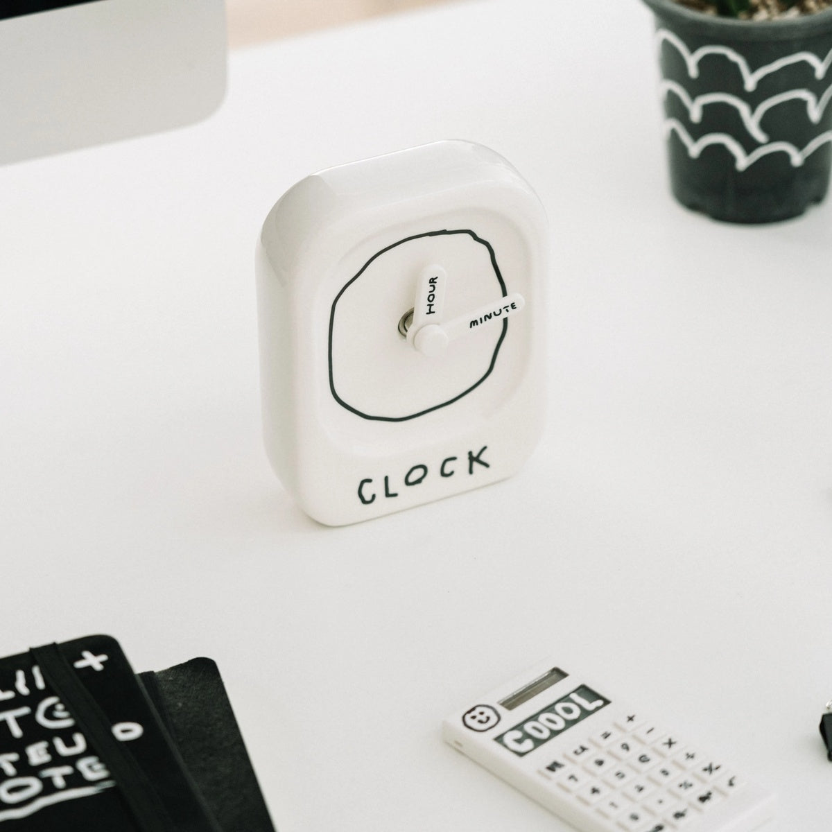 INAP EDITION Ceramic Cube Clock 01