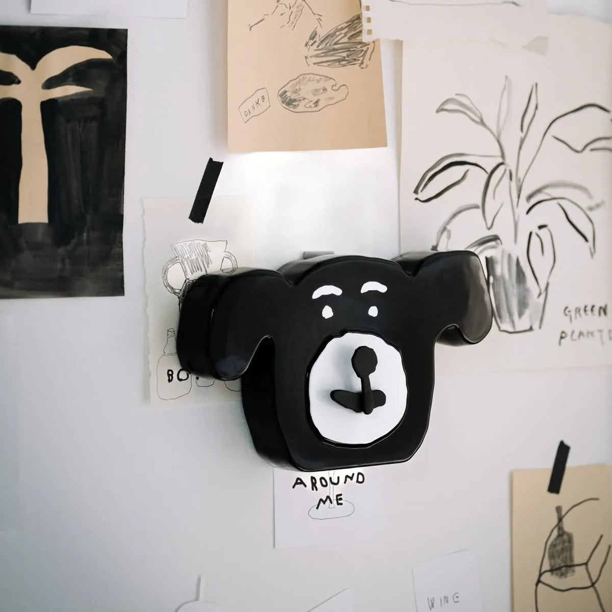 INAP EDITION Ceramic Dog Clock