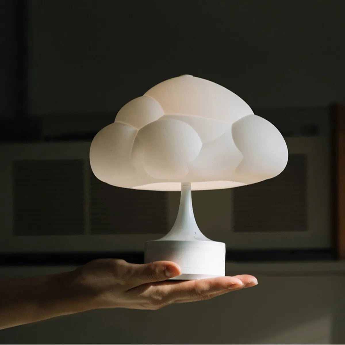 Portable Wireless Cloud Mobile Lamp