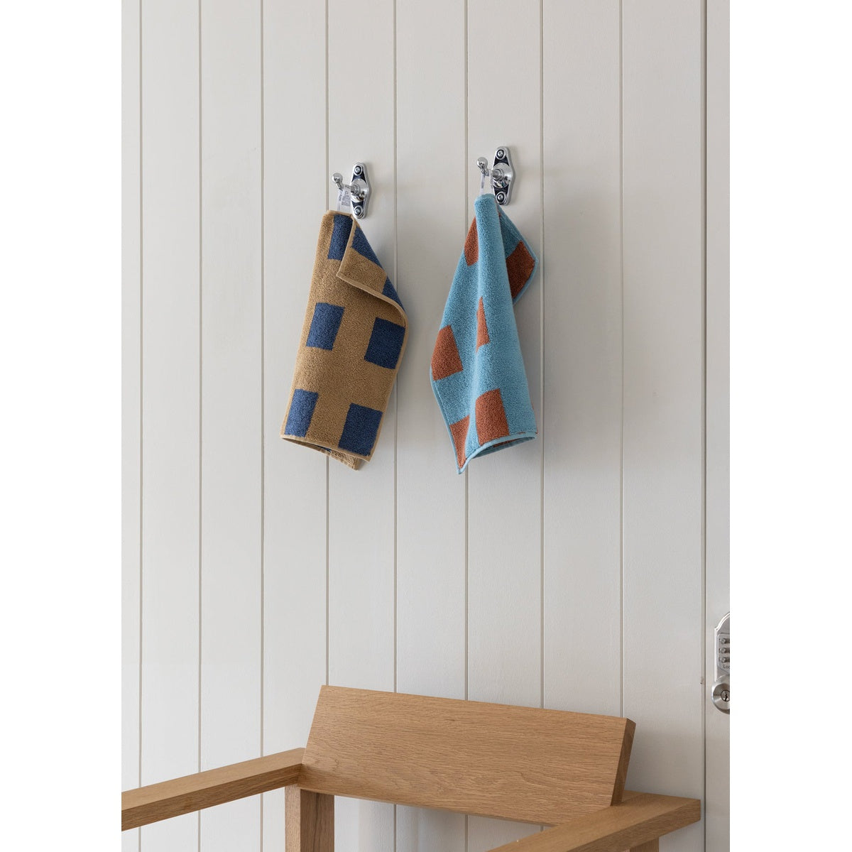 BUILDING HAND TOWEL - SUNSET