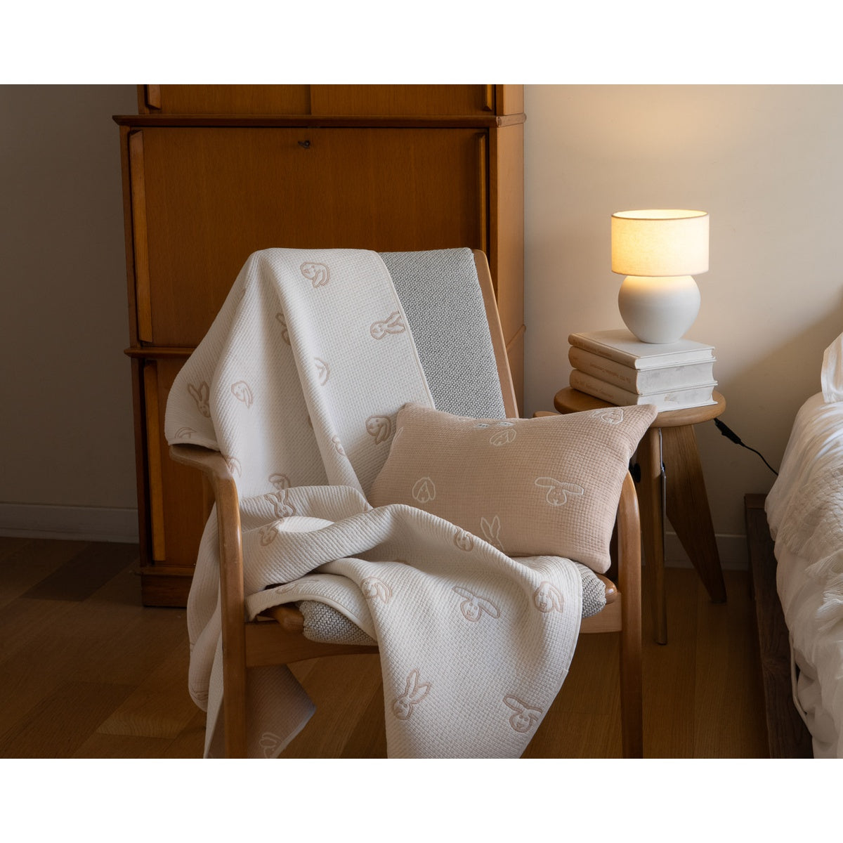 BUNNY BUNNY COTTON MODAL BLANKET - BEIGE