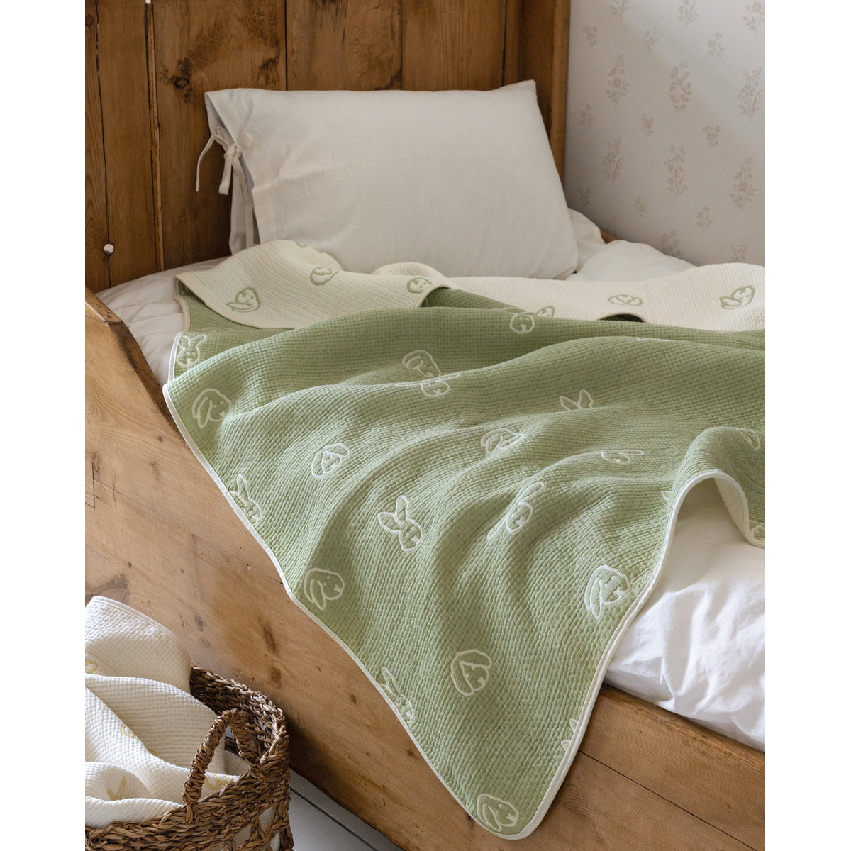 BUNNY BUNNY COTTON MODAL BLANKET - MOSS GREEN