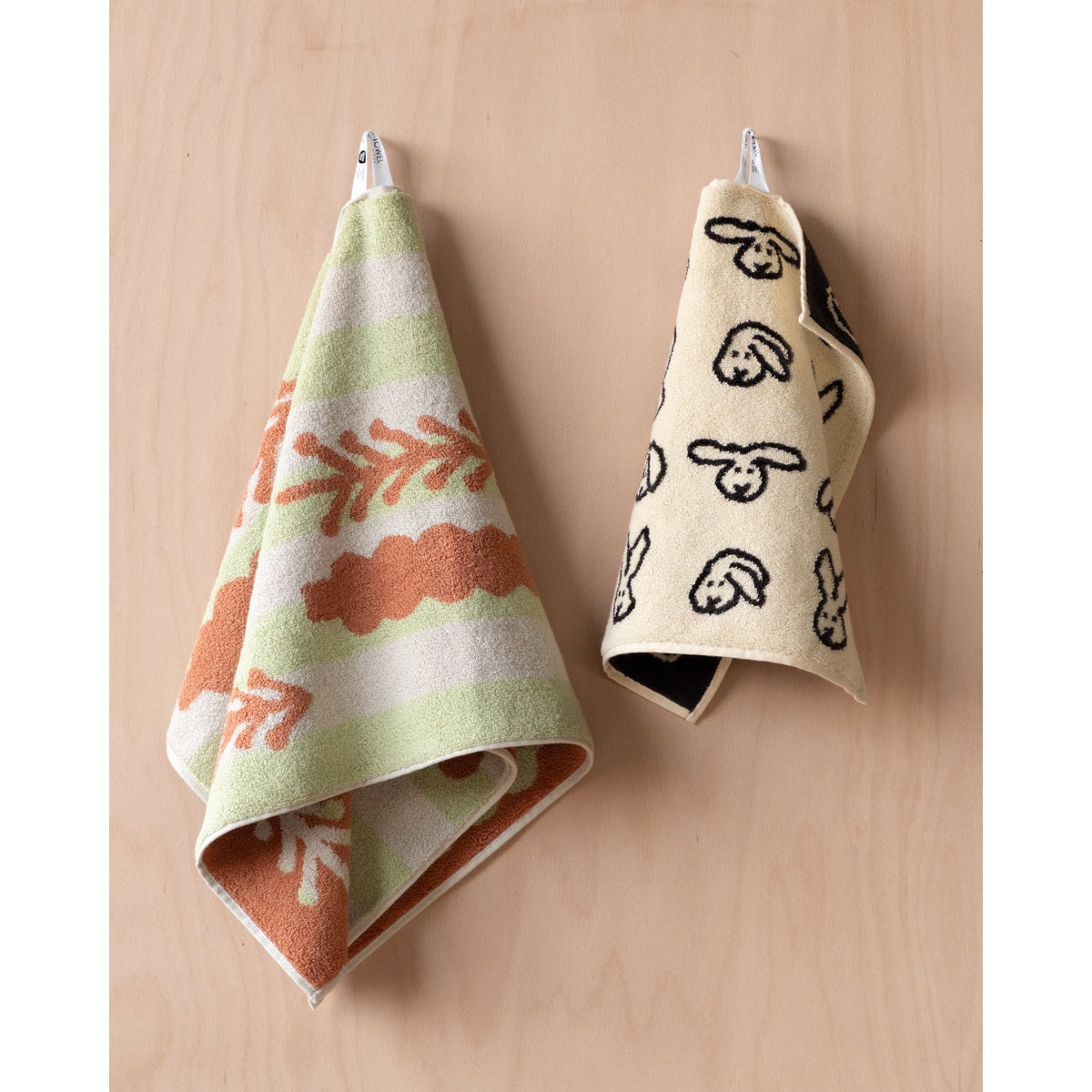 BUNNY BUNNY HAND TOWEL - CREAM