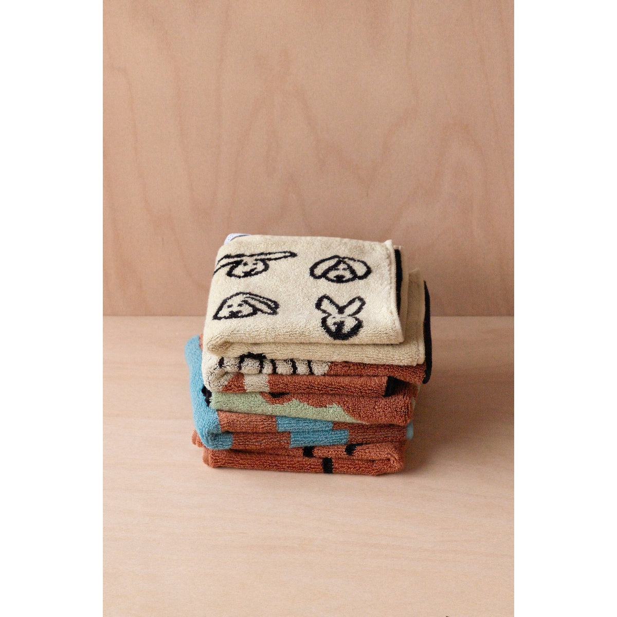 BUNNY BUNNY HAND TOWEL - CREAM
