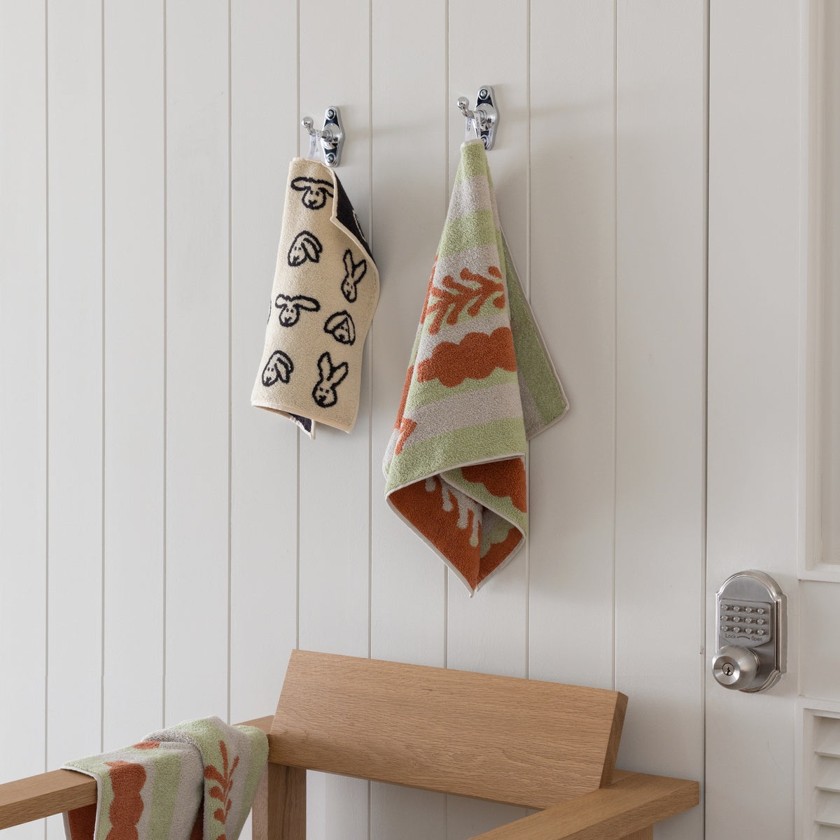 BUNNY BUNNY HAND TOWEL - CREAM