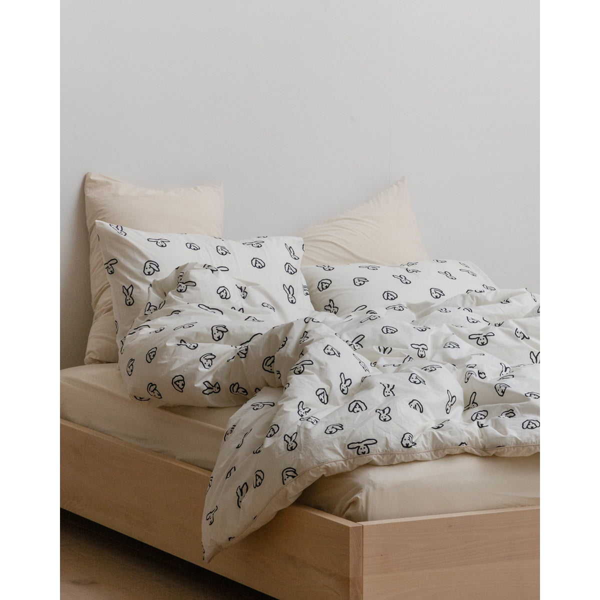 BUNNY BUNNY PILLOW CASE