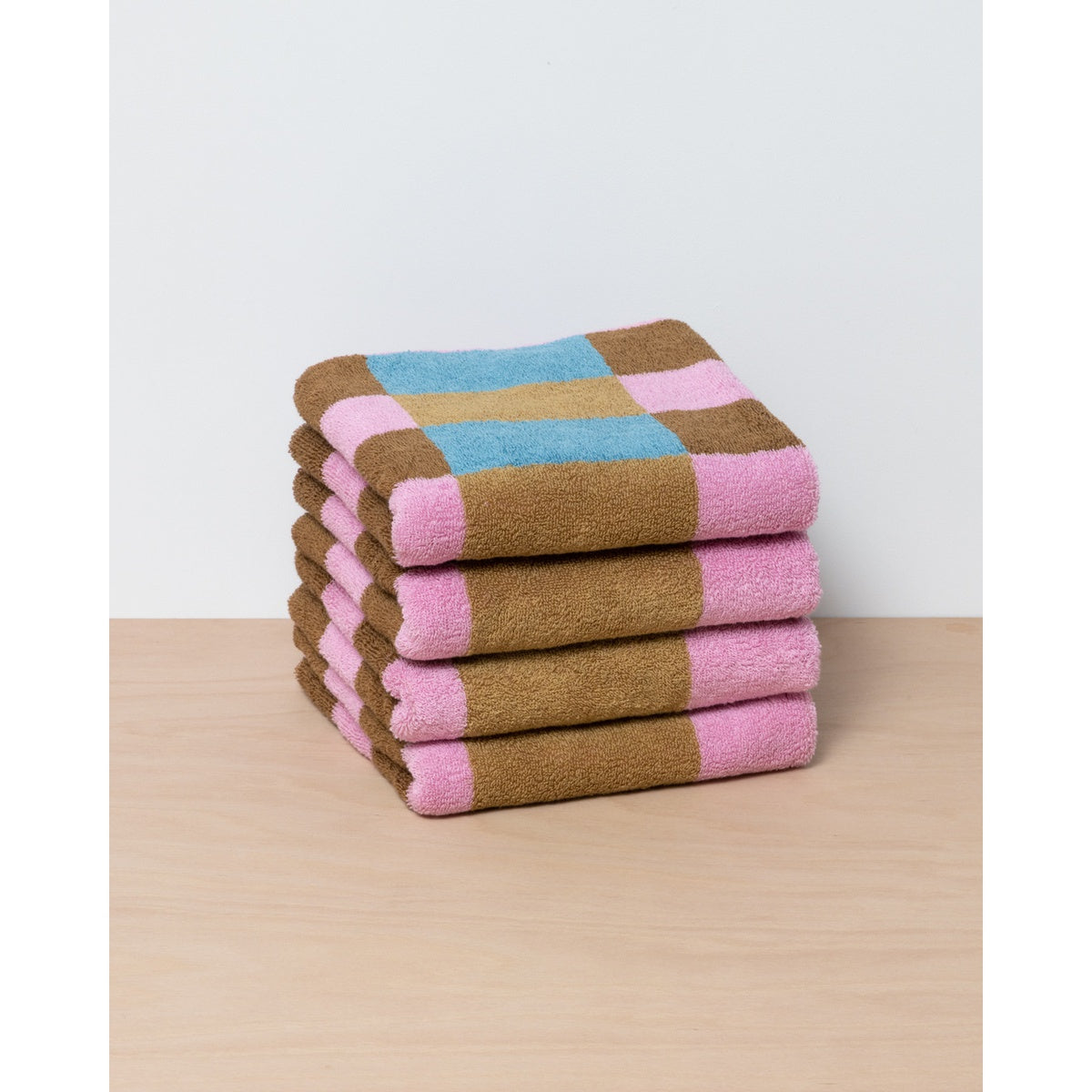 CHECK FACE TOWEL - BERRY CHOCO