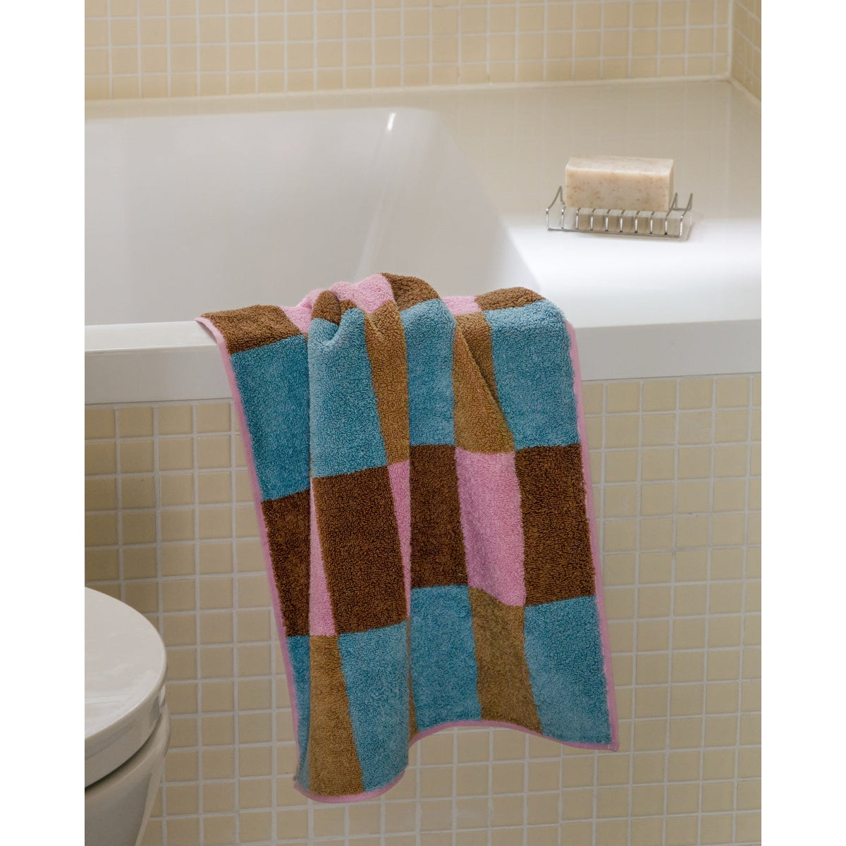 CHECK FACE TOWEL - BERRY CHO CO