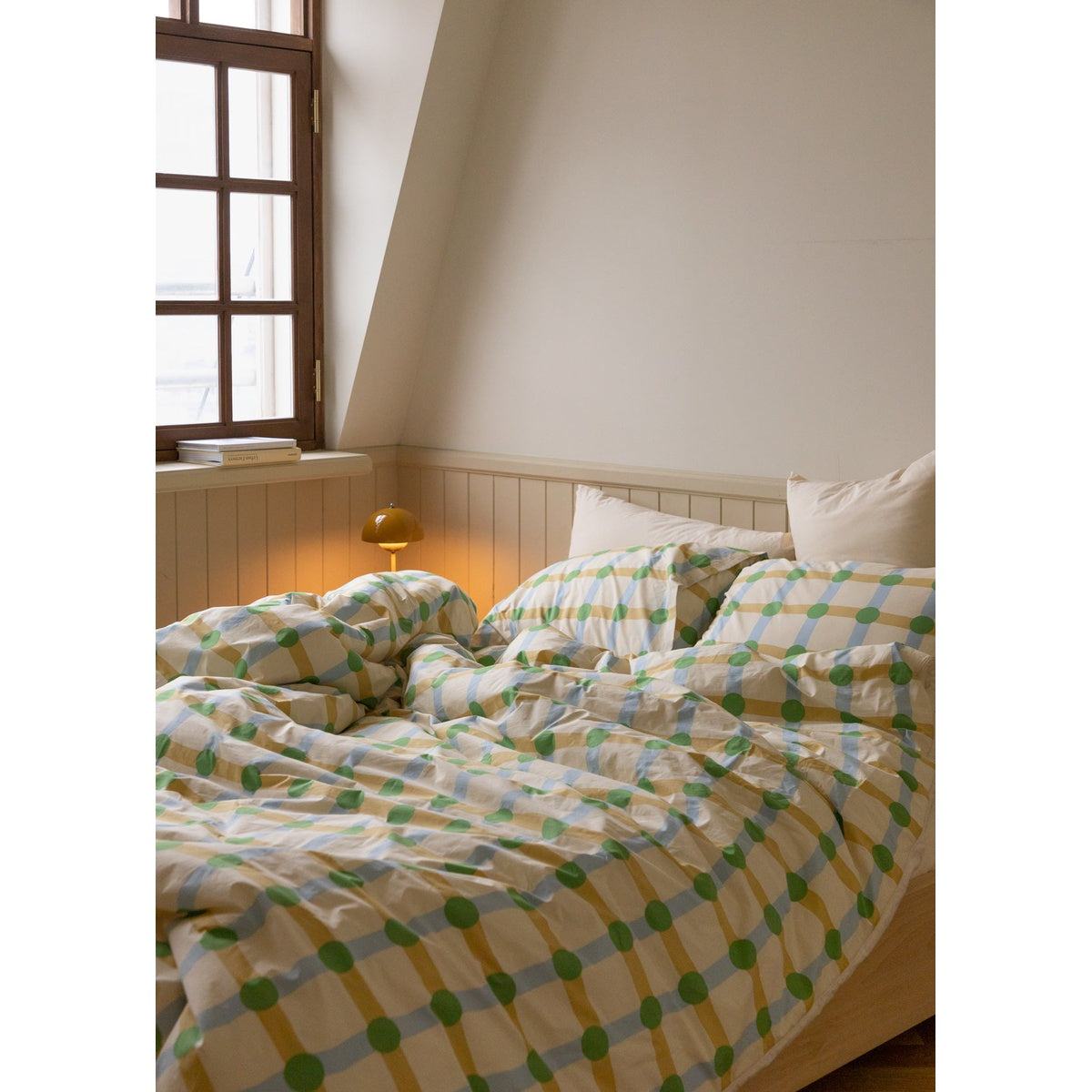 DOT CHECK GREEN ON BEIGE PILLOW CASE