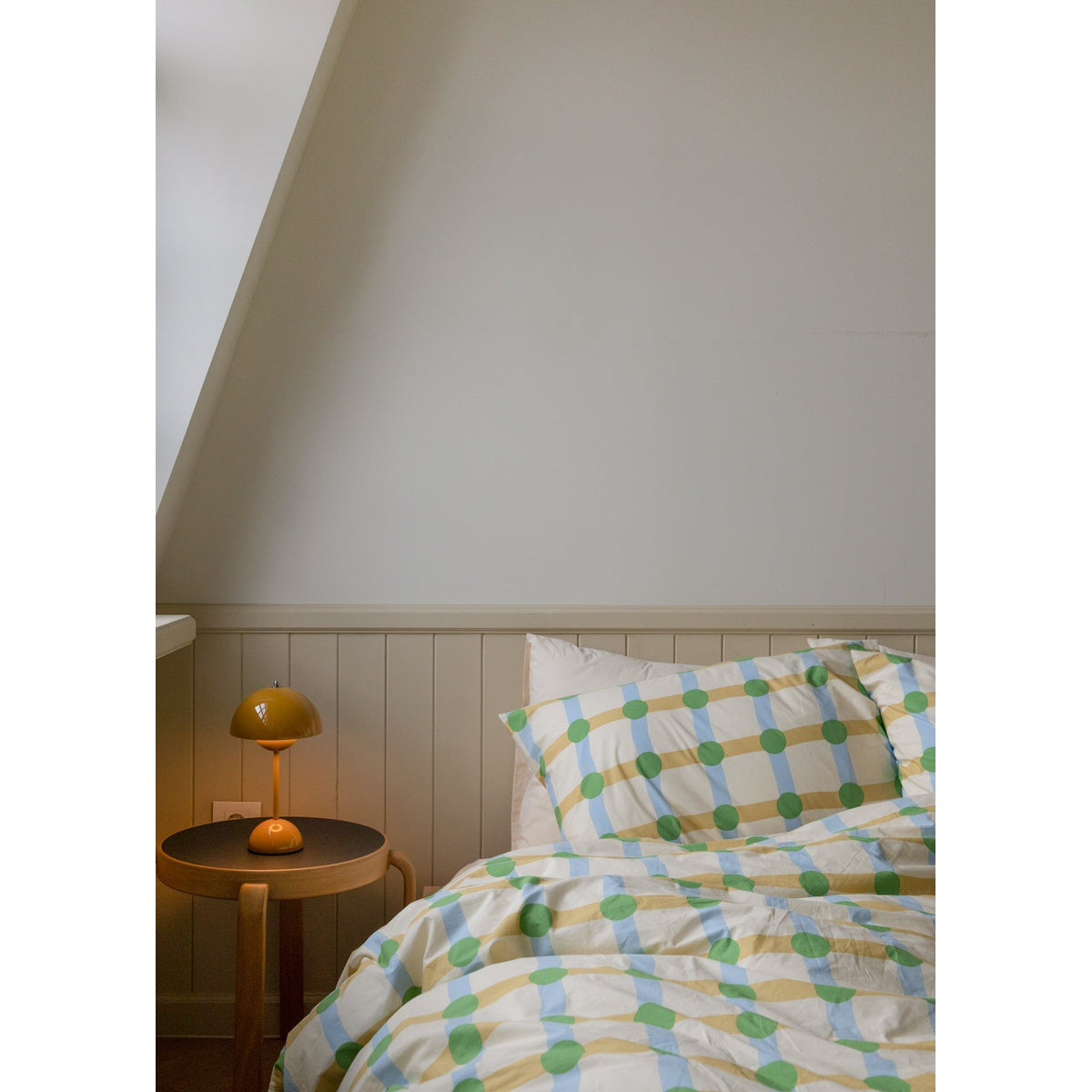 DOT CHECK GREEN ON BEIGE PILLOW CASE