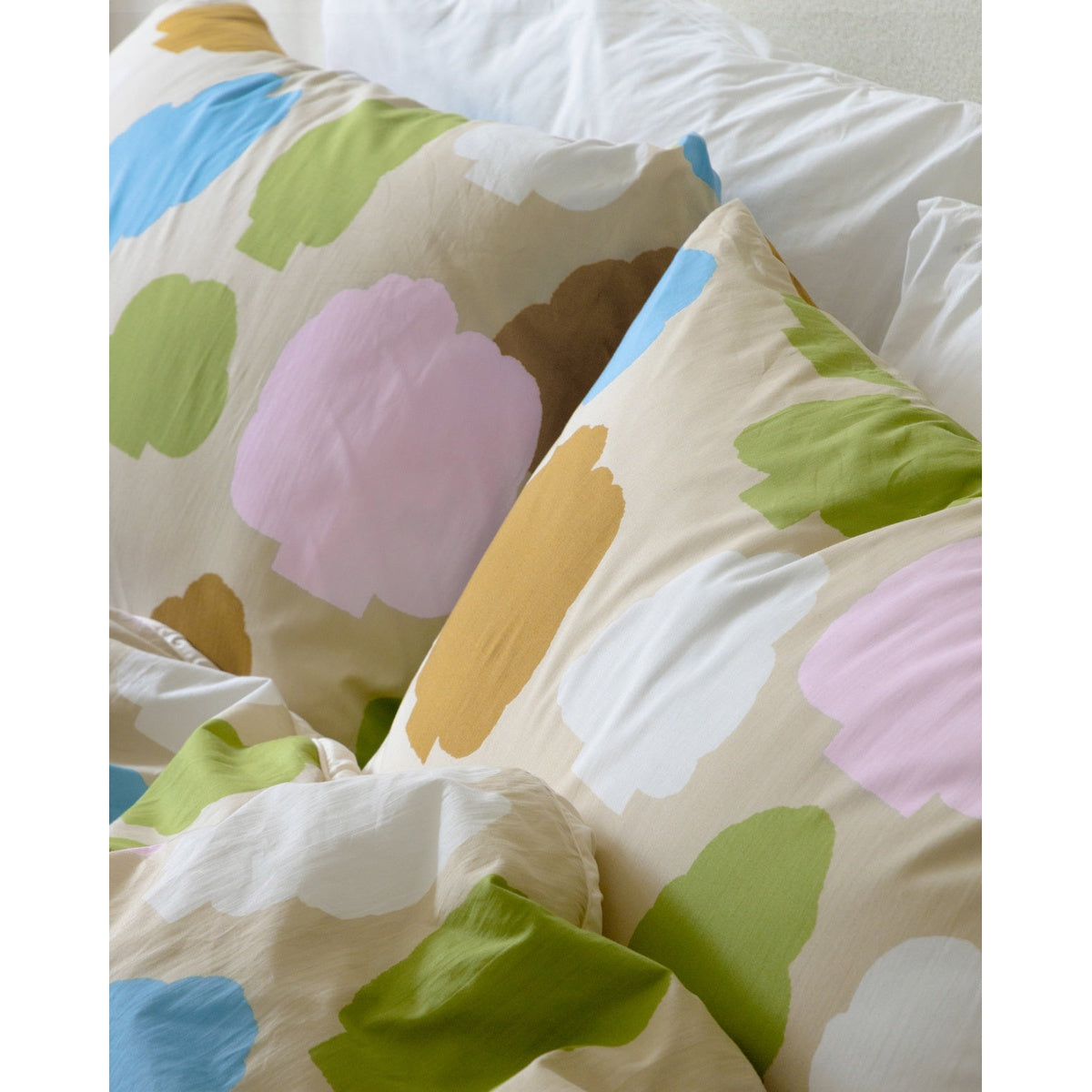 FOREST PILLOW CASE - FOUR SEASONS