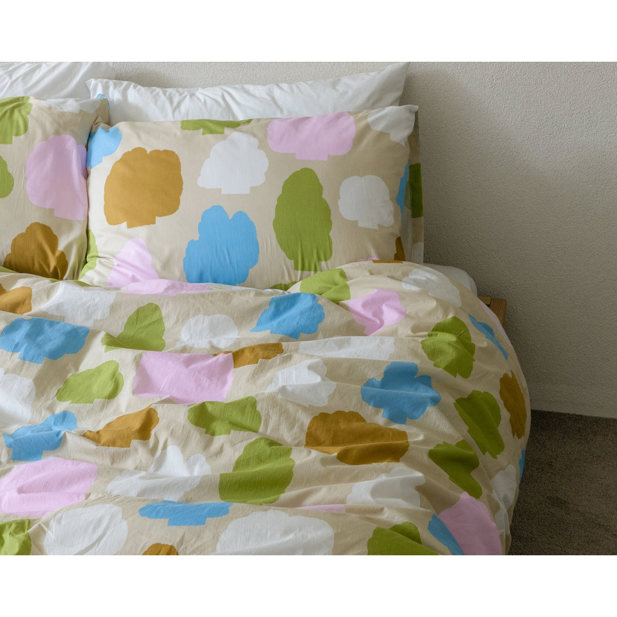 FOREST PILLOW CASE - FOUR SEASONS