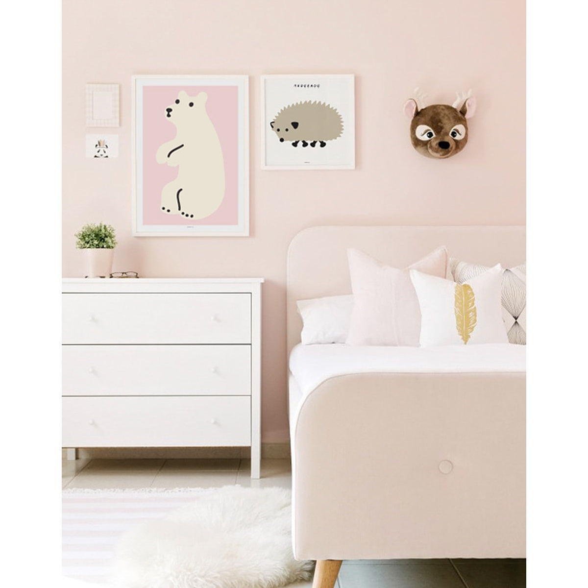 HUGGY BEAR - PINK POSTER