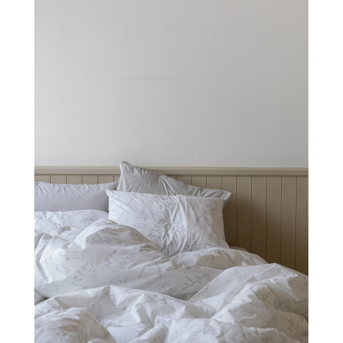 LIGHT GREY PILLOW CASE