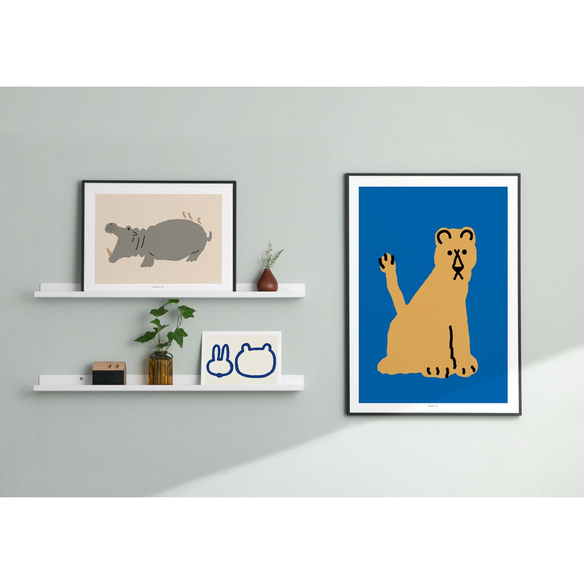 LIONESS - BROWN POSTER