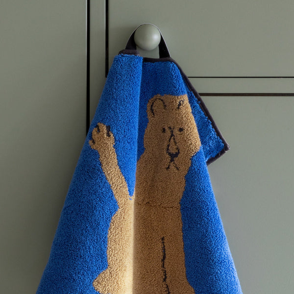 LIONESS HAND TOWEL - BLUE