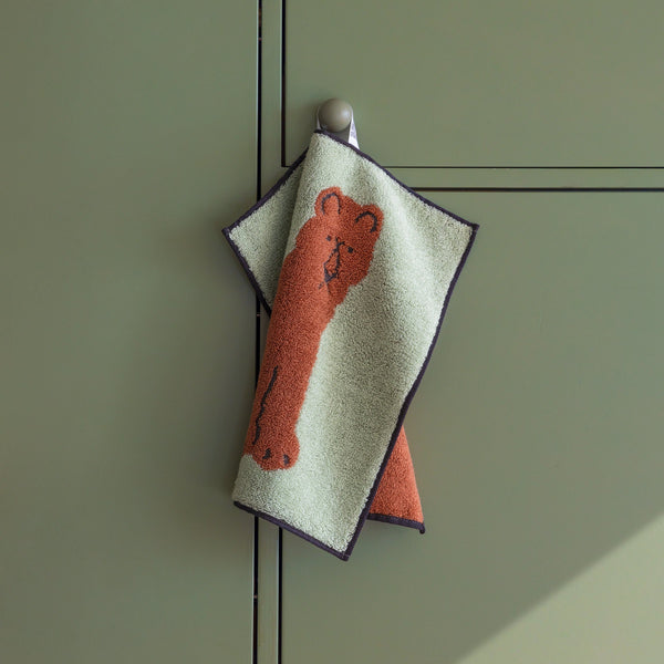 LIONESS HAND TOWEL - MINT