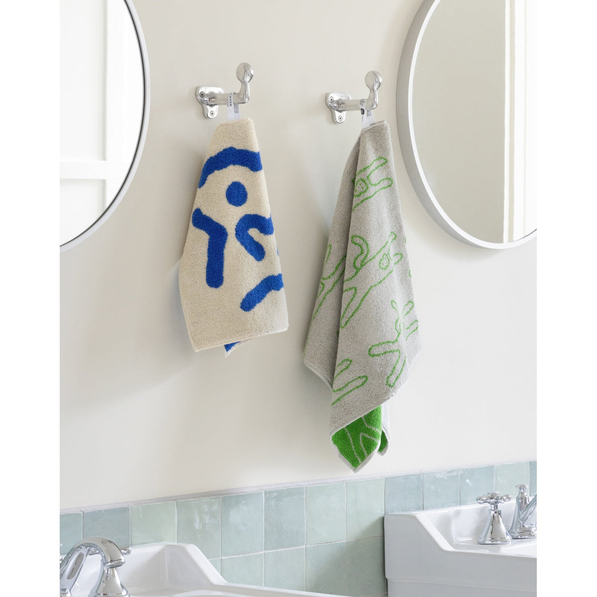 MONKEY FACE TOWEL - GREEN ON GREY