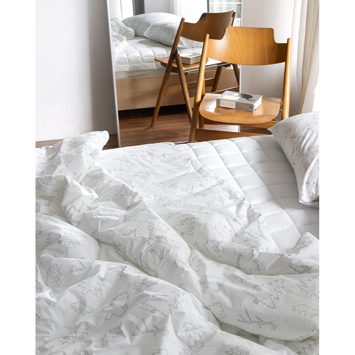 NORTH LAND WHITE SUMMER COMFORTER