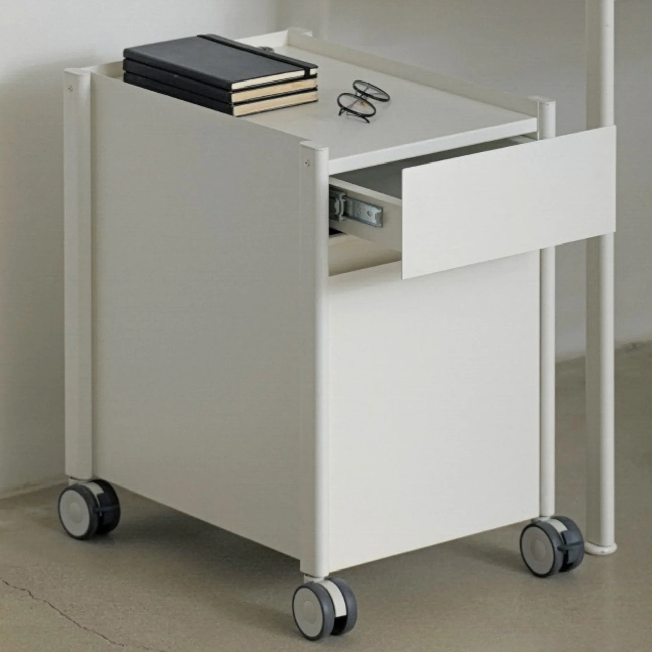 RRW DRAWER