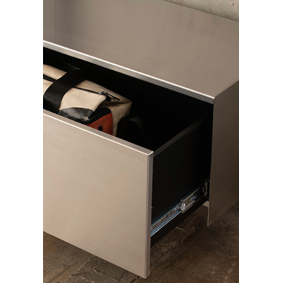 SYSTEM000 DRAWER LARGE (NON-LIGHTING)