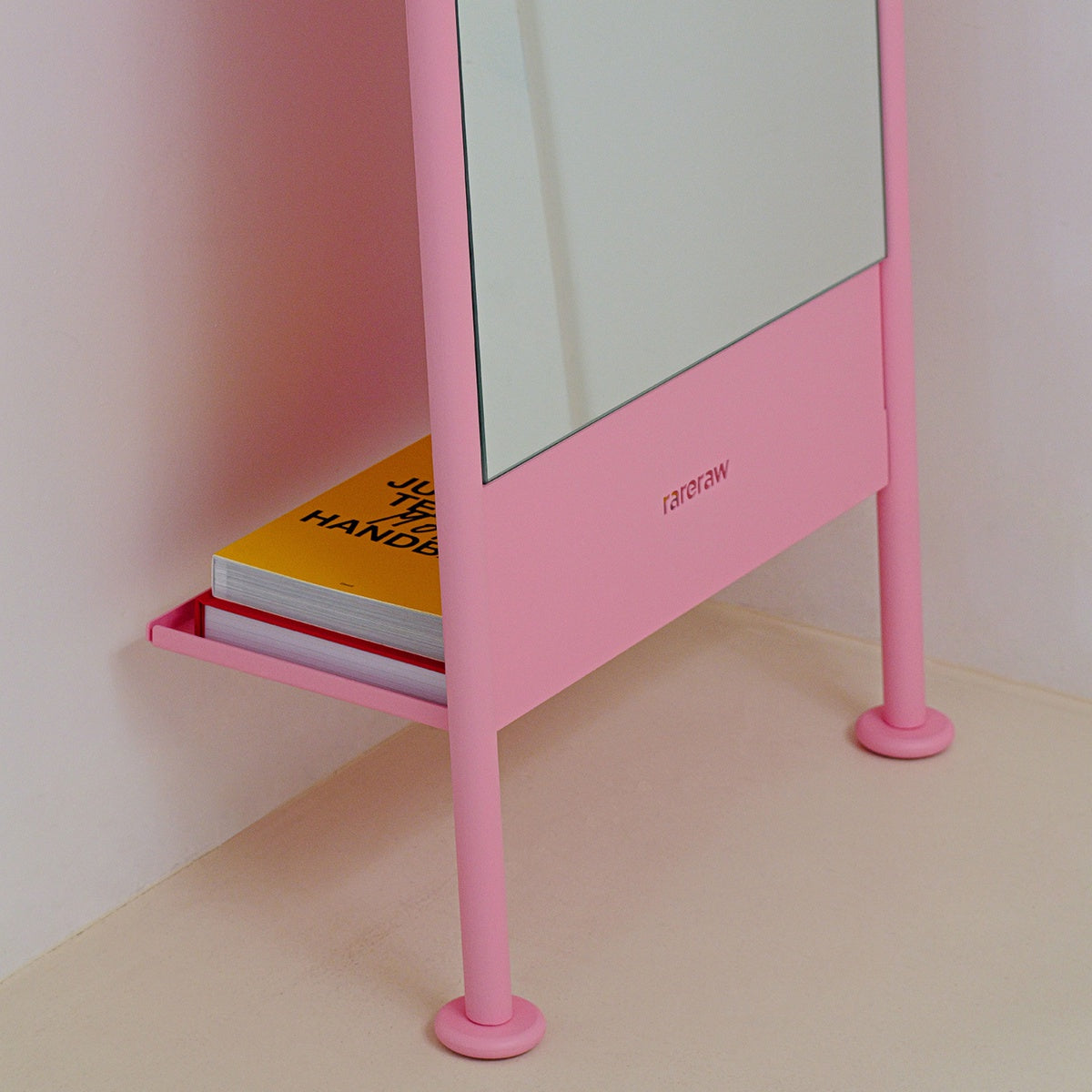 POLES MIRROR